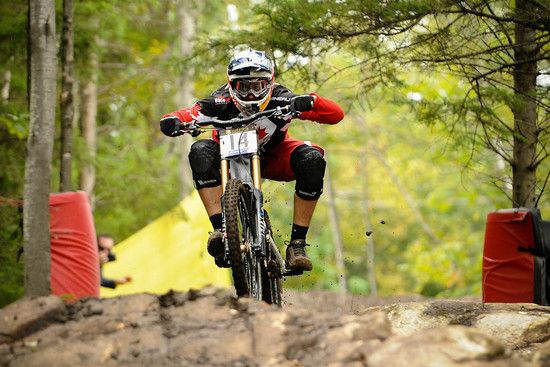 100905 CAN MontSainteAnne DH Men Smith rocks frontal by Maasewerd