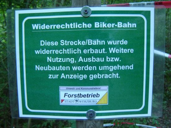 00105-Schild