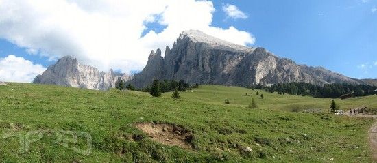 20110914j 5644 pan0.jpg 800x348
