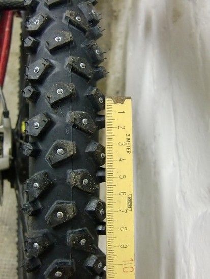 Conti Spike Claw 2.10 240 Spikes