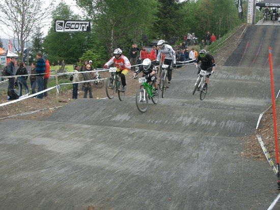 Four Cross 1