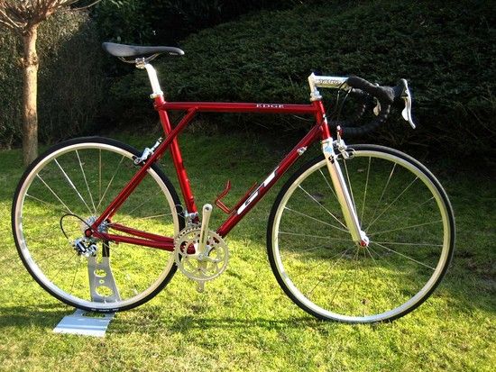 GtEdgeRed10