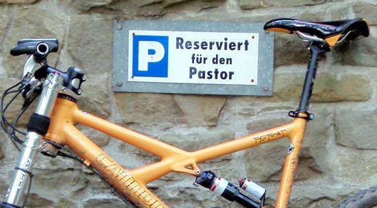 Pastor mid