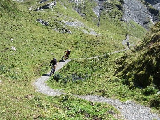 Jochpass Trail