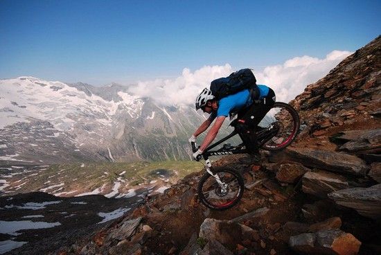 3000er-Abfahrt, Foto von www.trickytrails.com/