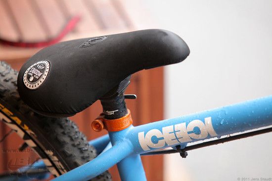 JS 1577 last tafel bike