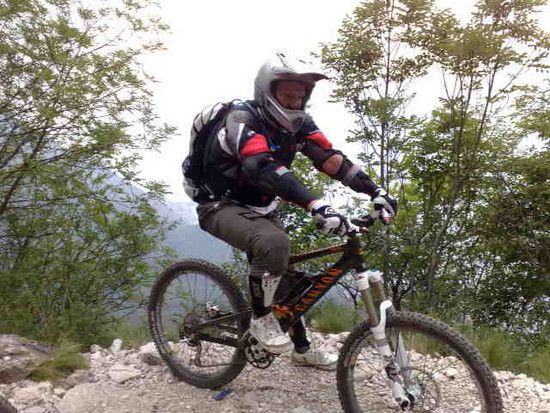 Ralf auf seinem neuen Bike 