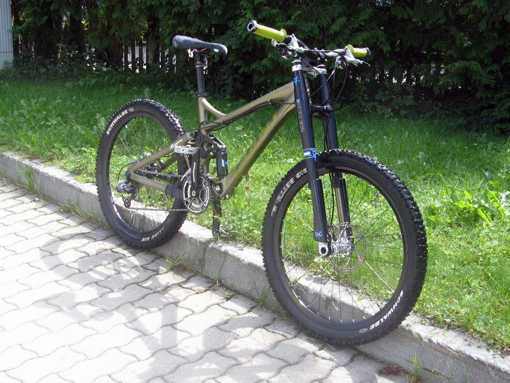 2006 giant shop reign 2