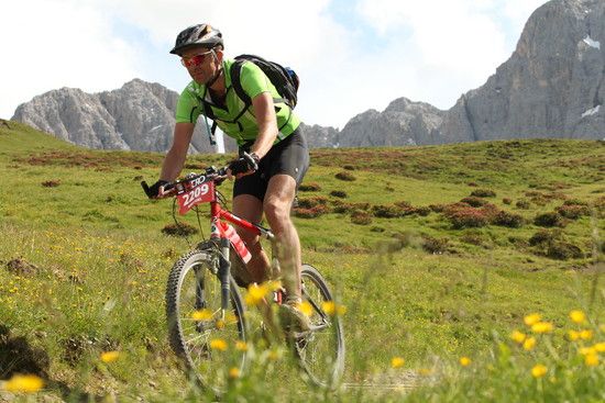 SellarondaHero0400 1312360720