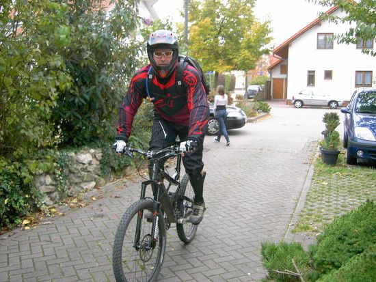 me2007003