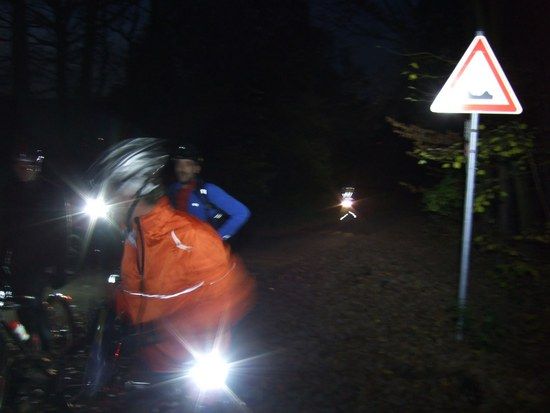 NightrideundBeamshotSession08047