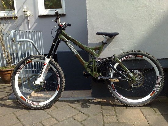 Demo 9 2006