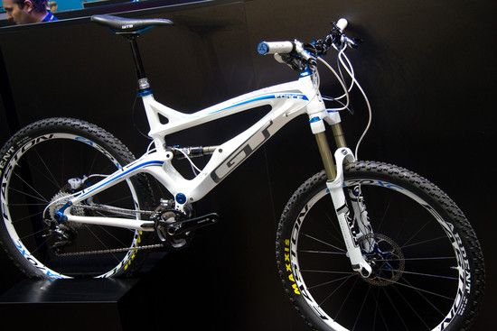 GT Force Carbon Elite Bike 2012