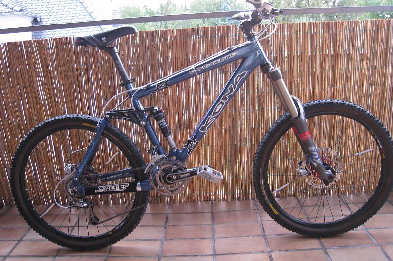 kona dawg deluxe 2004