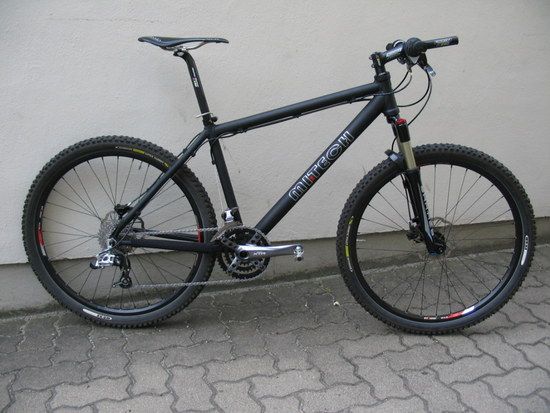 Mitech Tyke SC von rechts