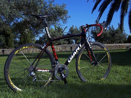 Giant 2009 TCR Advanced SL ISP Red