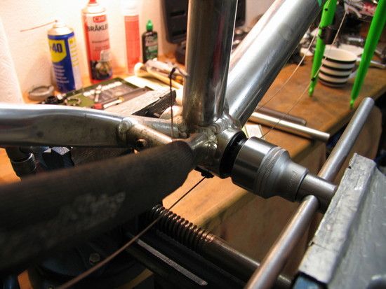 MARIN neu XT Hauptlager XTR Steuersatz Dez08 02