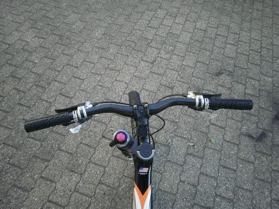 LEONIEFahrradMrz2010302