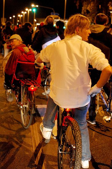 CriticalMass 0910 4892b