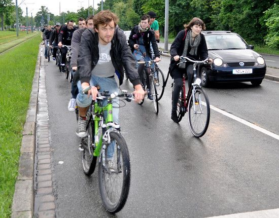 CriticalMass 1005 4827b
