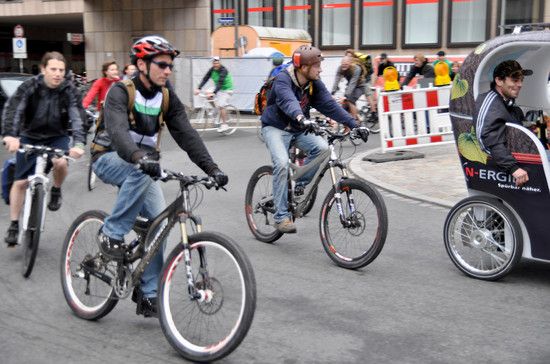 CriticalMass 1005 4900b