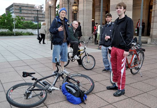 CriticalMass 1005 4928b