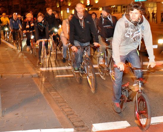 CriticalMass 1010 3032b