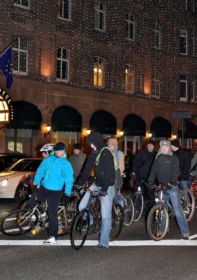 CriticalMass 1011 3933b