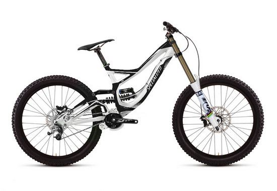 DEMO white black