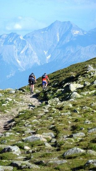 ...Weg aus der Schlucht zur Sesvenna-Hütte...
