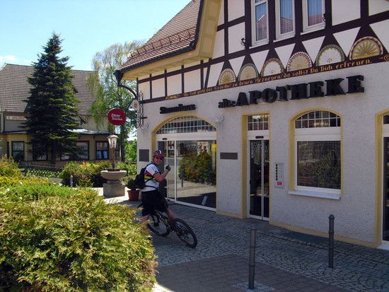 J-vor-Stammhaus