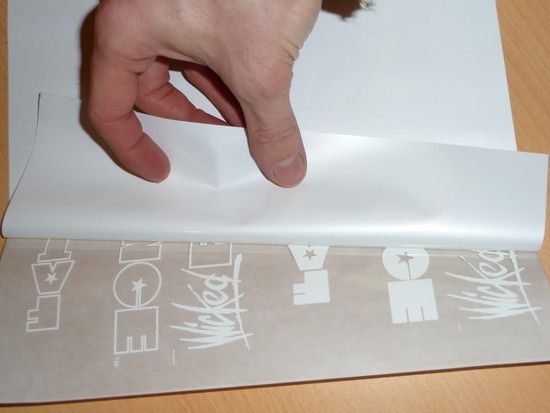 Wicked white fill / white outline