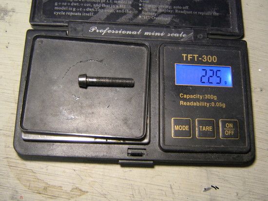 Titan M5x25