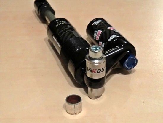 Auspressen der Gleitbuchsen