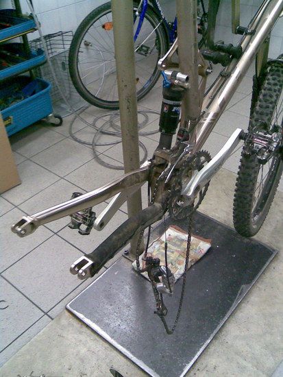 Stereo Hinterbau demontiert