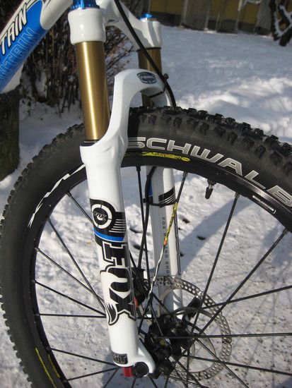 Element V20 005