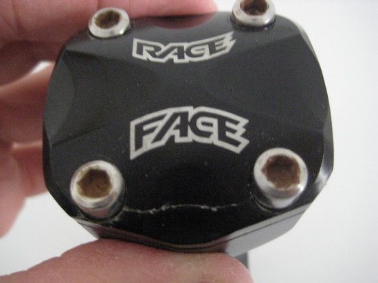 Eingerissener Race Face DEUS-Vorbau, ca. 5 Jahre alt