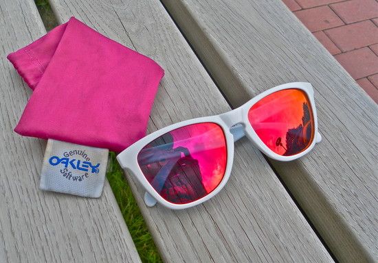 Oakley Frogskins Polished White/ Ruby Iridium Limited Edition