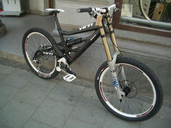 REV-X YETI 303 R-DH...