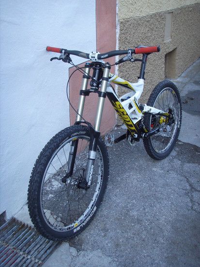 ScottGamblerDH102011.d