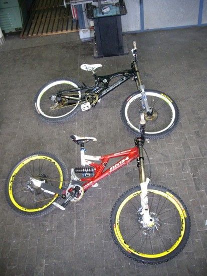 v10undrmx