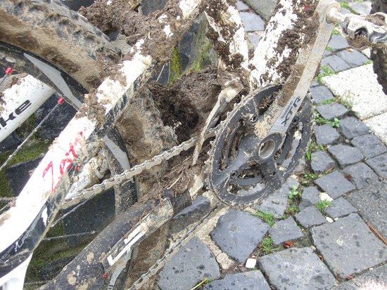 Und wie Du wieder aussiehst! (Zesty beim Vulkaneifel Bikemarathon 08)