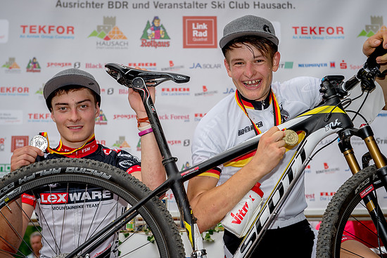 Davin Horvath und Luca Schwarzbauer verlängerten ihre Verträge bei Lexware.