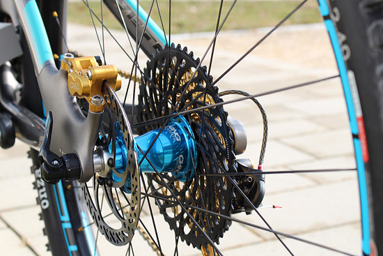 Die Chris King Naben ...