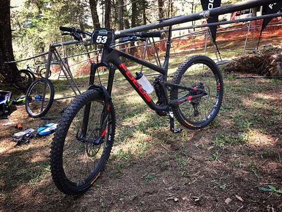 Nach der Ankunft im Camp wurden direkt die Bikes aufgebaut