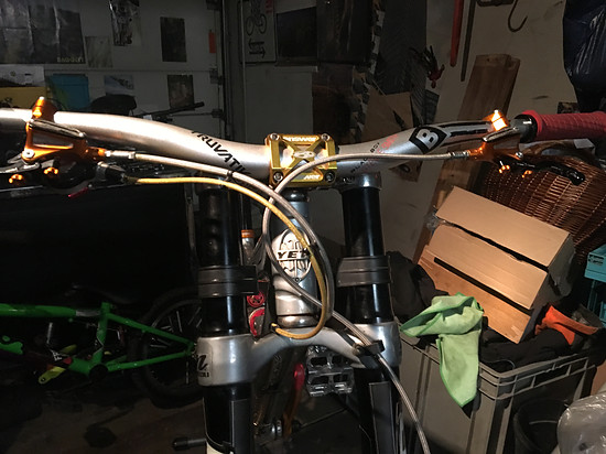 Truvativ Blackbox Riser " Stevie Smith " Edition

#thankstomyfellaolibanjo