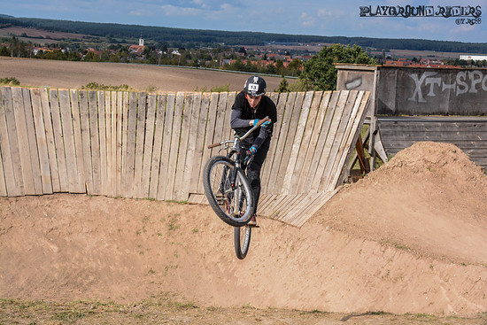 Playground Riders Dirtjump Contest Deutsche Freestyle Mountainbike Tour - DFMT Series