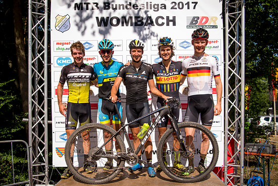Die schnellsten Herren im Wombach: Jens Schuermans, Ben Zwiehoff, Simon Stiebjahn, Lukas Baum und Markus Schulte-Lünzum (von links).