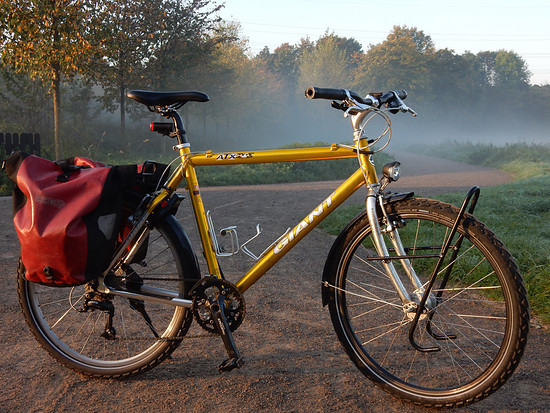 giant atx 860 mountain bike