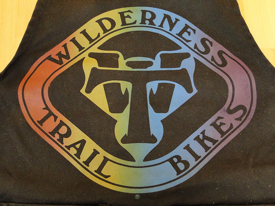 WTB Wilderness Mechanikerschürze Logo